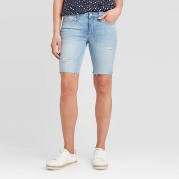 Universal Thread Pants - Universal Thread Women’s Mid-Rise Jean Shorts